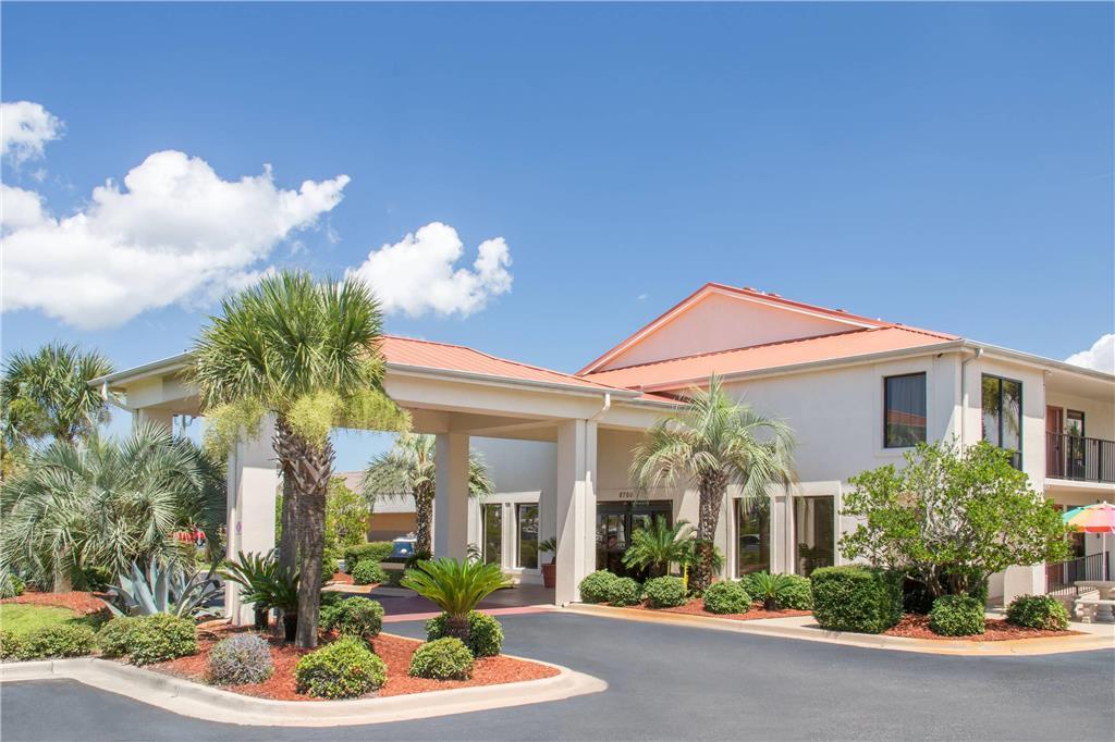 Days Inn & Suites By Wyndham Navarre - Near Beaches Hurlburt Экстерьер фото